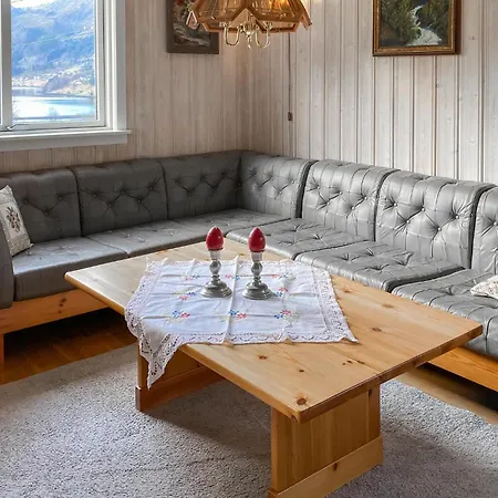 Trevligt Hus I åheim Med Havsutsikt Semesterbostad *